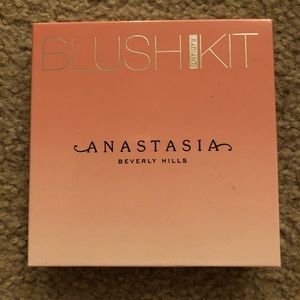 Anastasia Beverly Hills Makeup - Anastasia Beverly Hills Blush Kit Anastasia Beverly Hills Makeup - Anastasia Beverly Hills Blush Kit